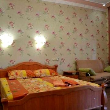 Оренда однокімнатної квартири в Олександрівському р-ні (Соборний 91)