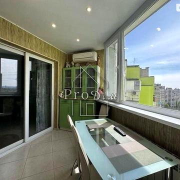 Продаж 3к квартира 78 м2, Троєщина Лаврухіна 7, Програми+