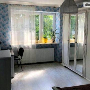 Довгострокова оренда 3к Квартира Павла Тичини вулиця