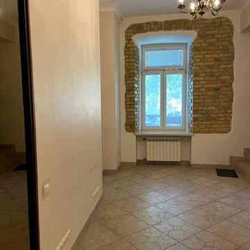 Продаж квартири Крутий узвіз,5/ Продажа квартиры