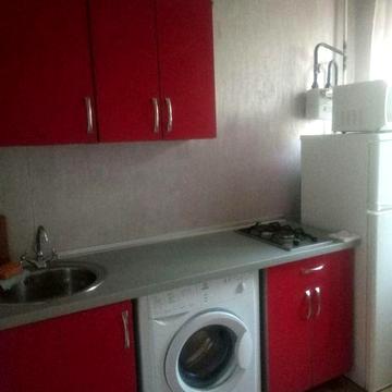 Здам 1 кімн квартиру в центрі, можна на місяць