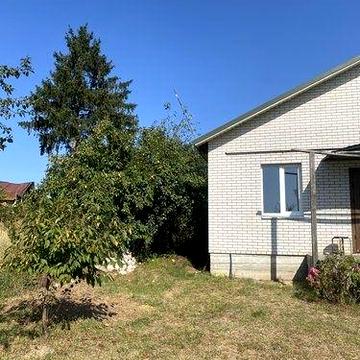 Окремий будинок в тихому місці