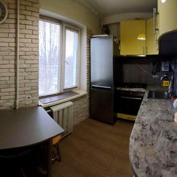 1 кімнатна  Коломийський пров. 9 ,м. Васильківська  Голосіївський парк