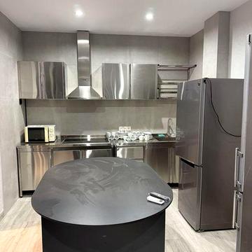 Здаеться для бригади будівельників