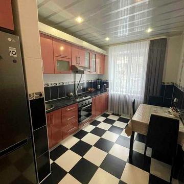 Продаж трьохкімнатної квартири. Розд. кім. Ремонт. Левада №21