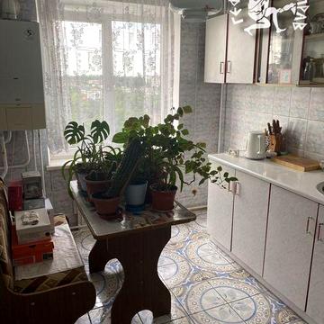 Продаж 4 кімнатної квартири в центрі бульвар Студентський