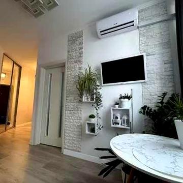 продам однокімнатну квартиру