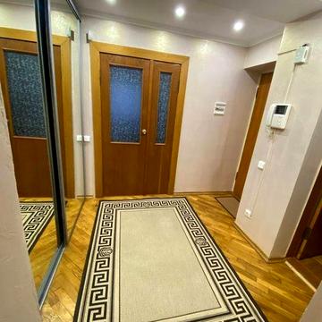 Оренда двокімнатної квартири, вул.Полєтаєва