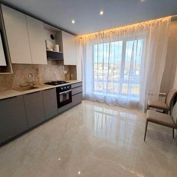 Велика 1-на квартира з новим ремонтом ЖК Континент рей