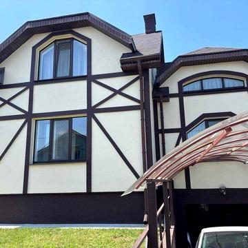 Продаж будинку Щасливе 280м2 Гараж 2 Поверхи Підвал Камін