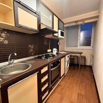 Здам 1 кімнатну на Подолі