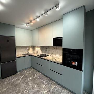 Продам квартиру з новим і сучасним ремонтом!зручно до Києва