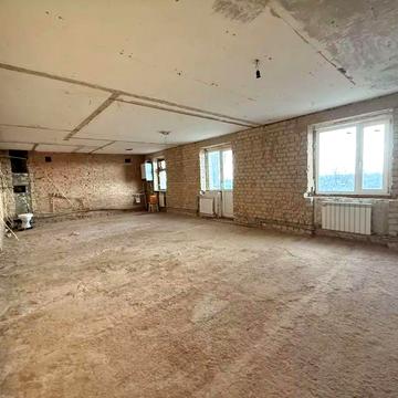 ПРОДАЄТЬСЯ двокімнатна квартира під ремонт.