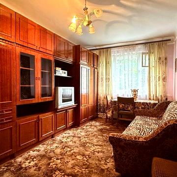 Продаж 2-кім квартири в Новоселиці, індивідуальне опалення