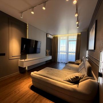 Причальна вул., 14