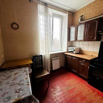 Оренда 2-кімнатної квартири, ТЦ Україна