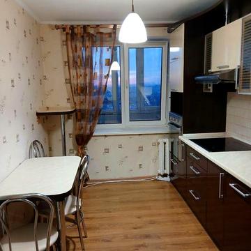 Оренда 3 кімнатна квартира. 12 школа (Політон)