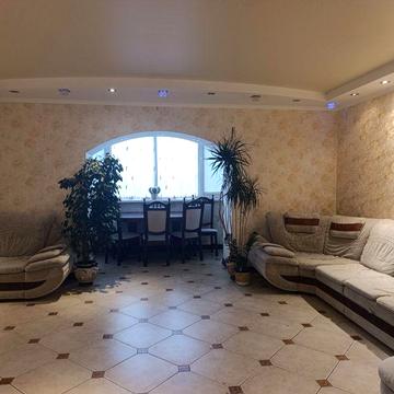 Оренда 2 -х кім квартири 90 м.кв. центр