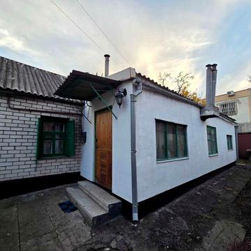 Продам  Кирпичный Дом с удобствами ул. Степана Бандеры