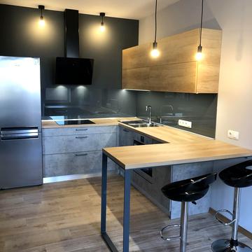 Львівська вул., 11