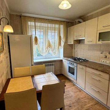 Сдам! 3 комнатную квартиру на Золютино