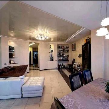 Продається 3-кімнатна квартира у цегляному будинку