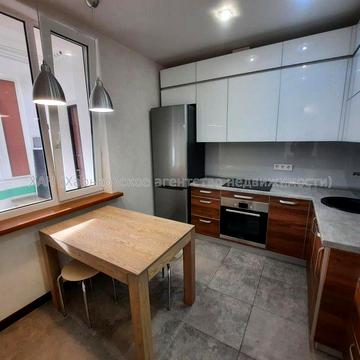 Сдам квартиру новый дом ремонт Юбилейный Аура Салтовка ТРК Украина М31