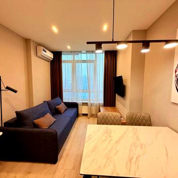 Оренда дизайнерської квартири 40м2 ЖК Республіка Тадея Рильського