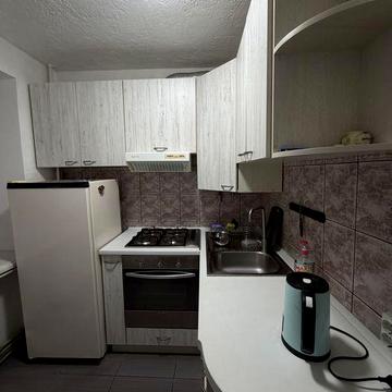 Оренда 2 кімнатної квартири по вулиці Сорохтея