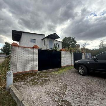 Будинок,Шевченківський,Військбуд,можно під шиномонтаж