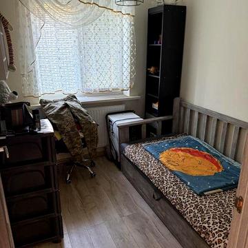 Здається квартира 3-ьох кімнатна