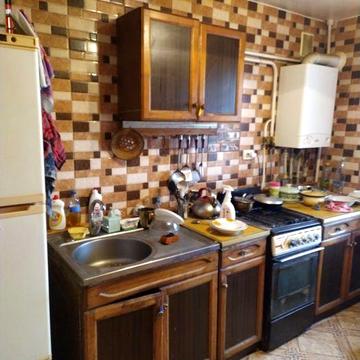 Квартира дві кімнати з двома балконами