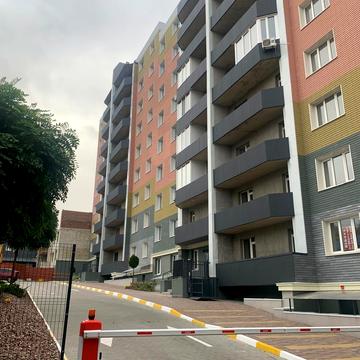 Олександра Саєнка вул., (Будинок)