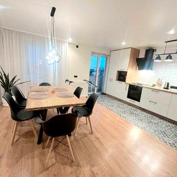 Продам диво квартиру в неймовірному розташуванні!!