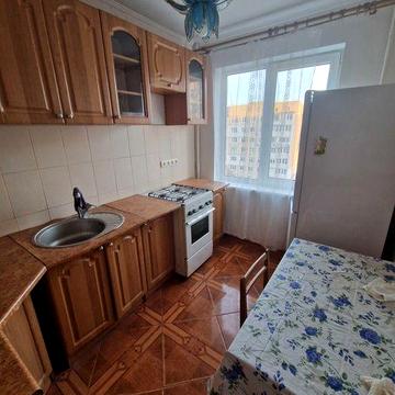 Здам 2 х кімнатну квартиру на Шафарика