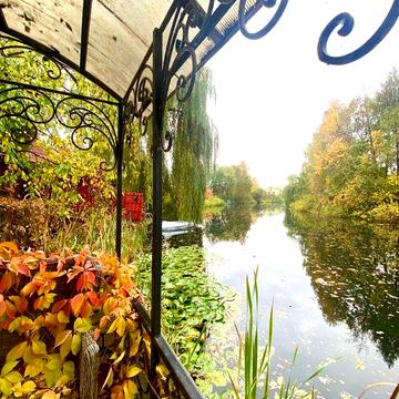 Продаж єлітного будинку смт Козин,вул.Лугова.Газ!