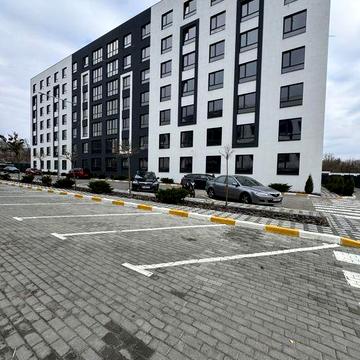 .Продається студія з ГАЗом за приємною ціною! Власна набережна! БЕЗ %.