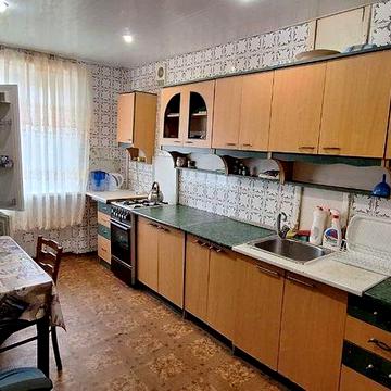 Аренда  3-хк ГАЗ на Небесной Сотни  /Левитана