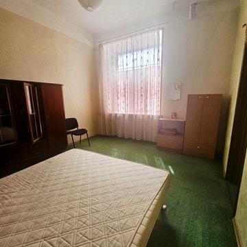 Аренда гостинки в центре, метро Бекетова, ул. Чигирина