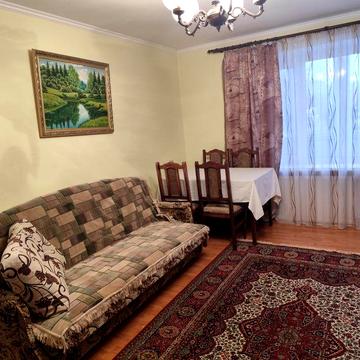 Оренда 4-кім. квартири, у центрі м.Надвірна