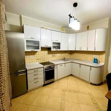 Петра Калнишевського вул. (Михайла Майорова), 7