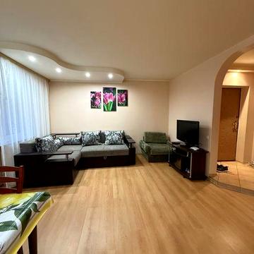 3.кв в районі Полтавської, 2/9 поверх з газовим опаленням !