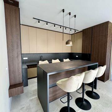 Продаж сучасного одноповерхового будинку (американка)