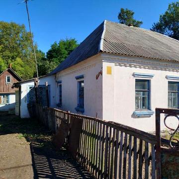 Цегляна частина будинку, окрема адреса, свій двір, Малин, 5 сот. землі