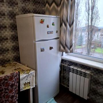 Дом  в городе, квартиры