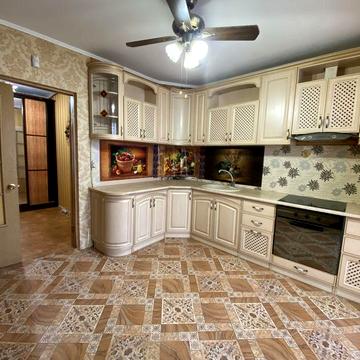 Срочная продажа! 3комнатная 80 метров ремонт Большая кухня