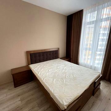 Срочно сдам квартиру в ЖК "4 Сезона", пр-т Гагарина 19А. Гардеробная