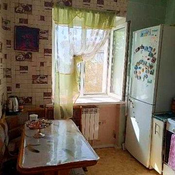 Продам 2 к. кв. 4/5, Новые Дома, пр-т Байрона