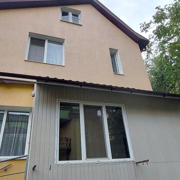 Матейки вул., 30