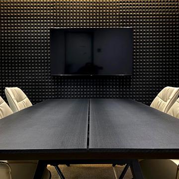 Вул. Дворецька, 46